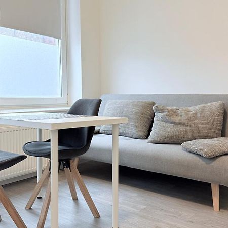 Studio-Apartments Fuer Monteure & Businessgaeste Zentral In Neumünster Zewnętrze zdjęcie